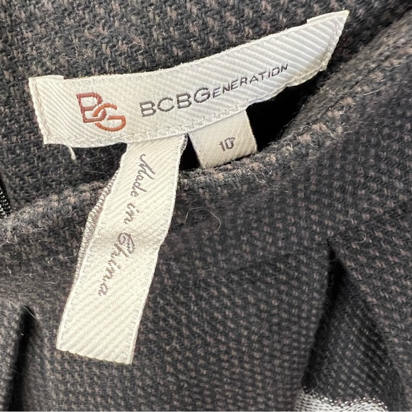 BCBGeneration Striped A Line Mini Skirt Wool Blend Size 10 Black and Grey Flare - Picture 6 of 9